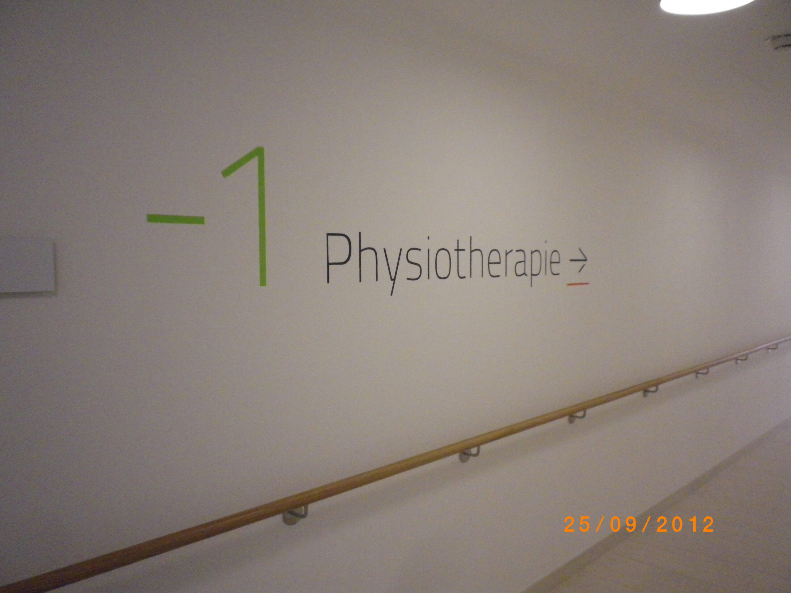 Wandbeschriftung Physiotherapie